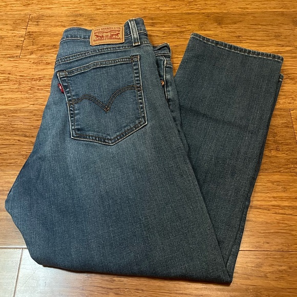 Levi's Wedgie Straight Medium Wash High Rise Ankle Blue Jeans. Size Women's 32 - Picture 5 of 14